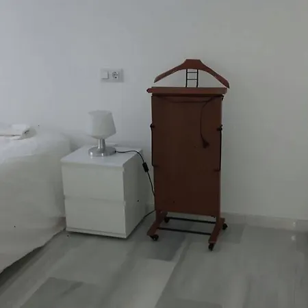 With 2 Bedrooms In Fuengirola, With Wifi - 500 M From The Be Apartment